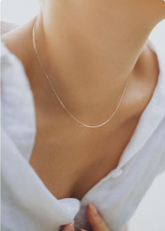 GleamChain – Elegant Silver Beading